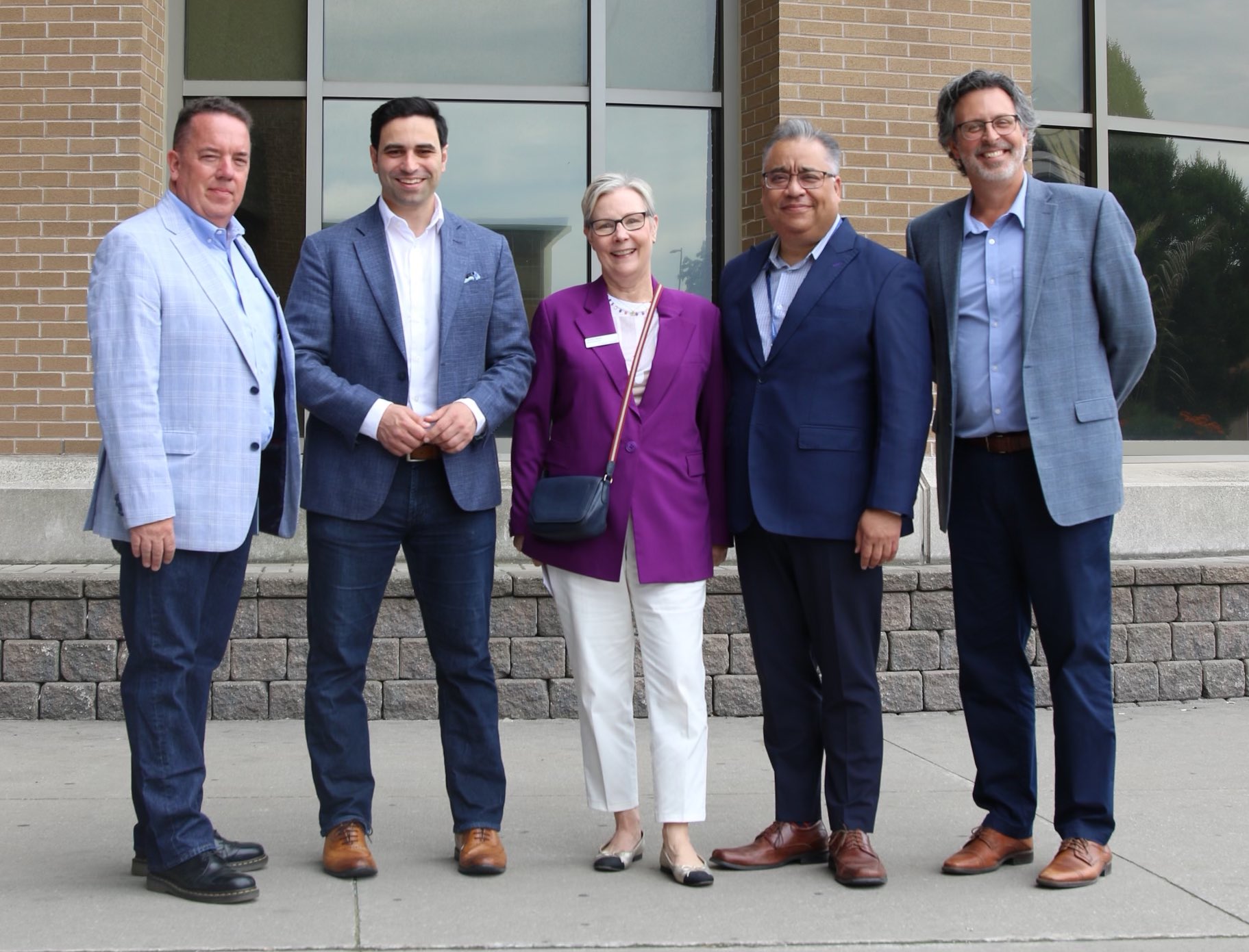 Photo of MP Peter Fragiskatos visiting the Children's Hospital at London Health Sciences Centre